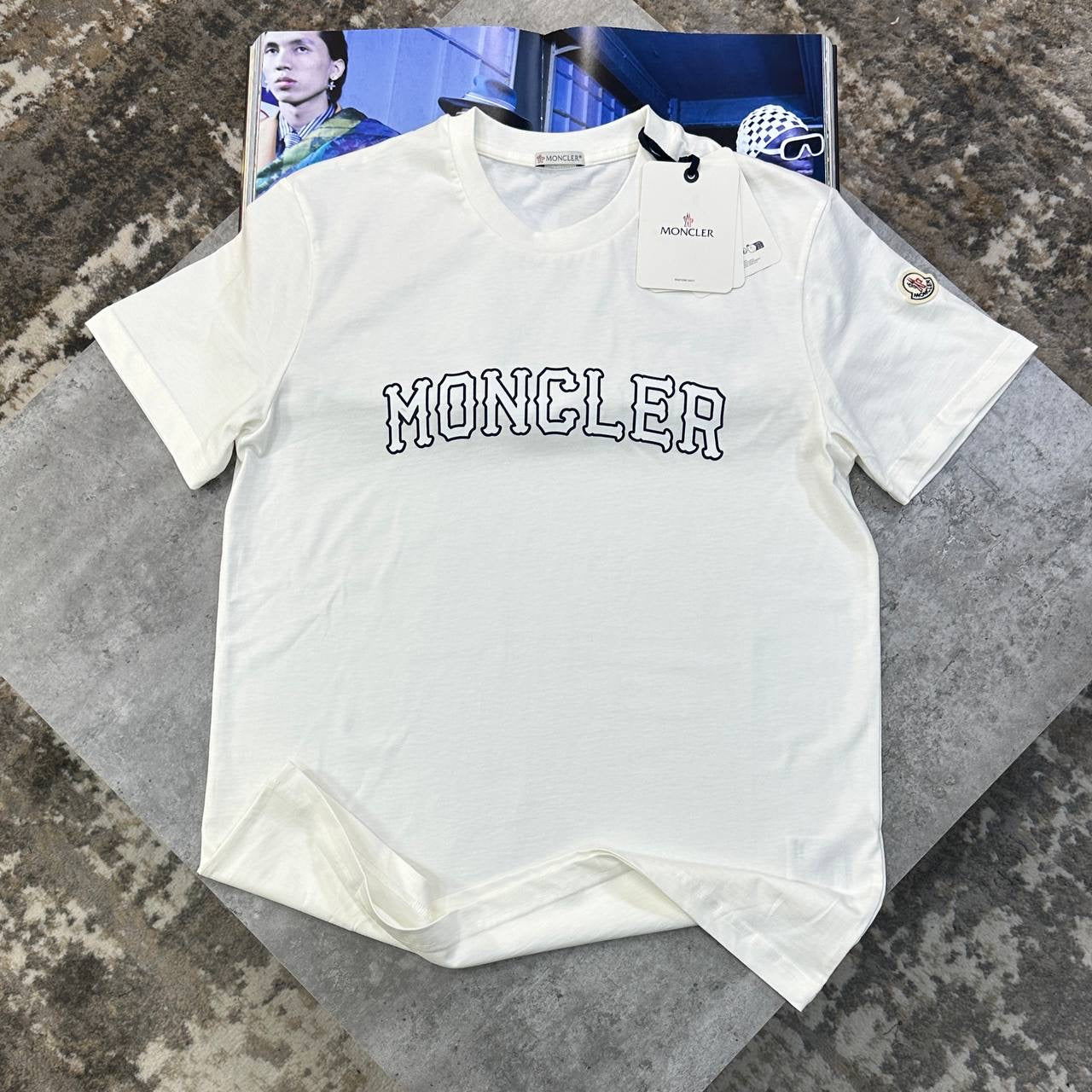 DESIGNER T SHIRT
