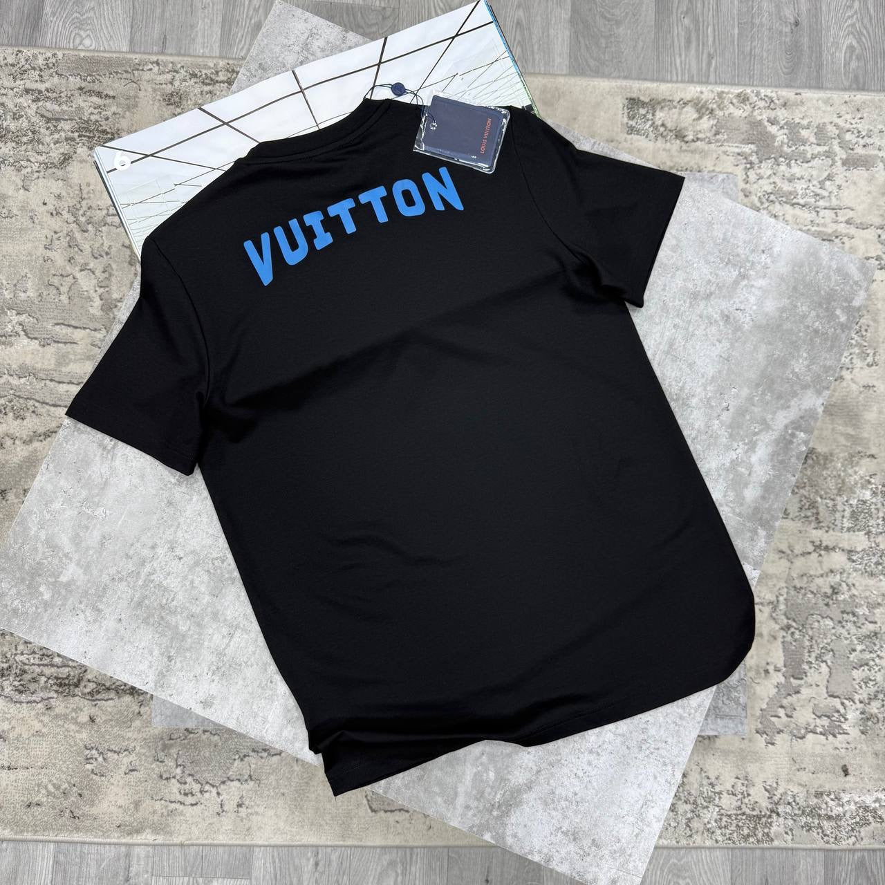 LV T SHIRT