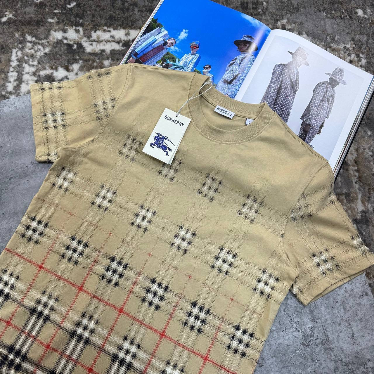 DESIGNER T SHIRT