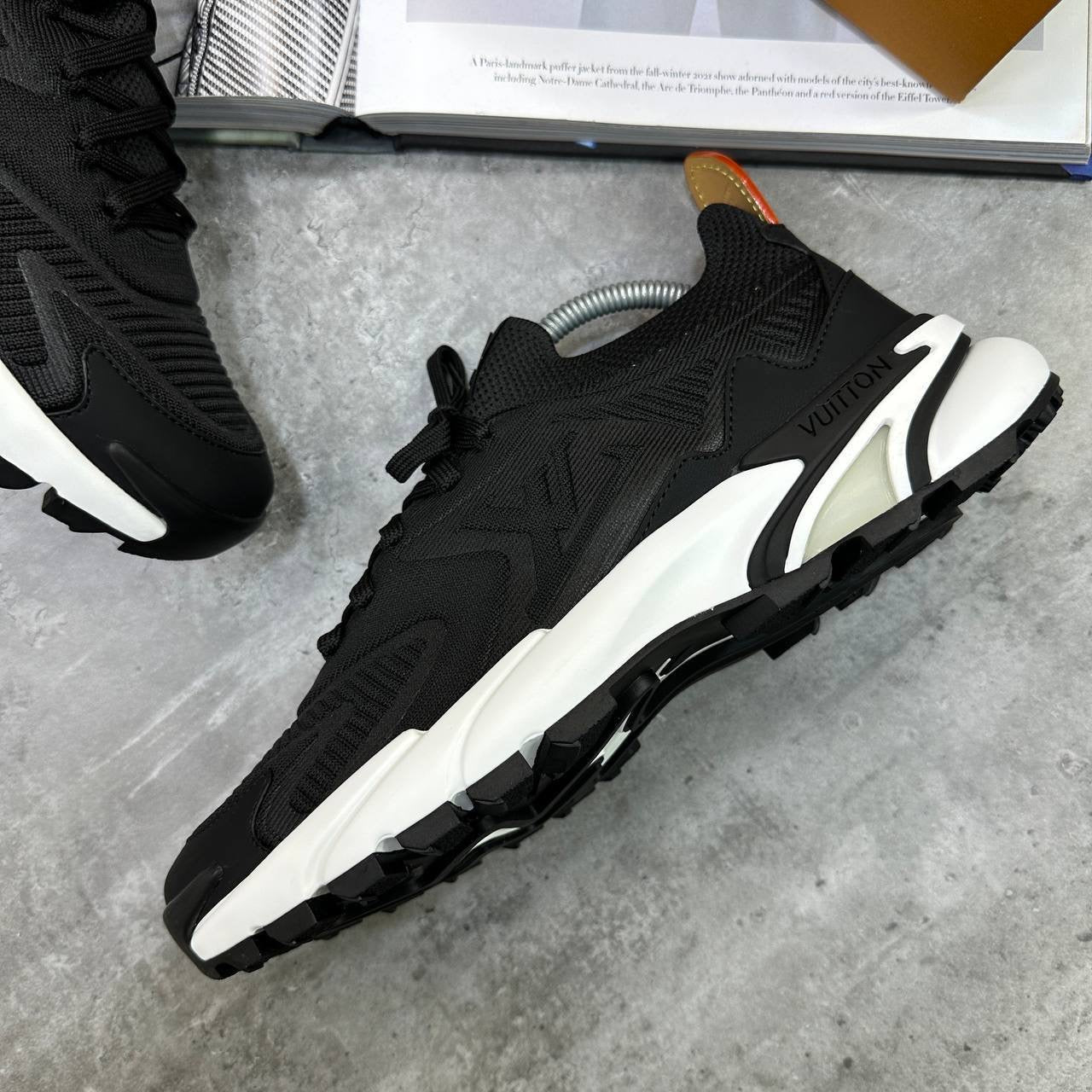 TRAINERS