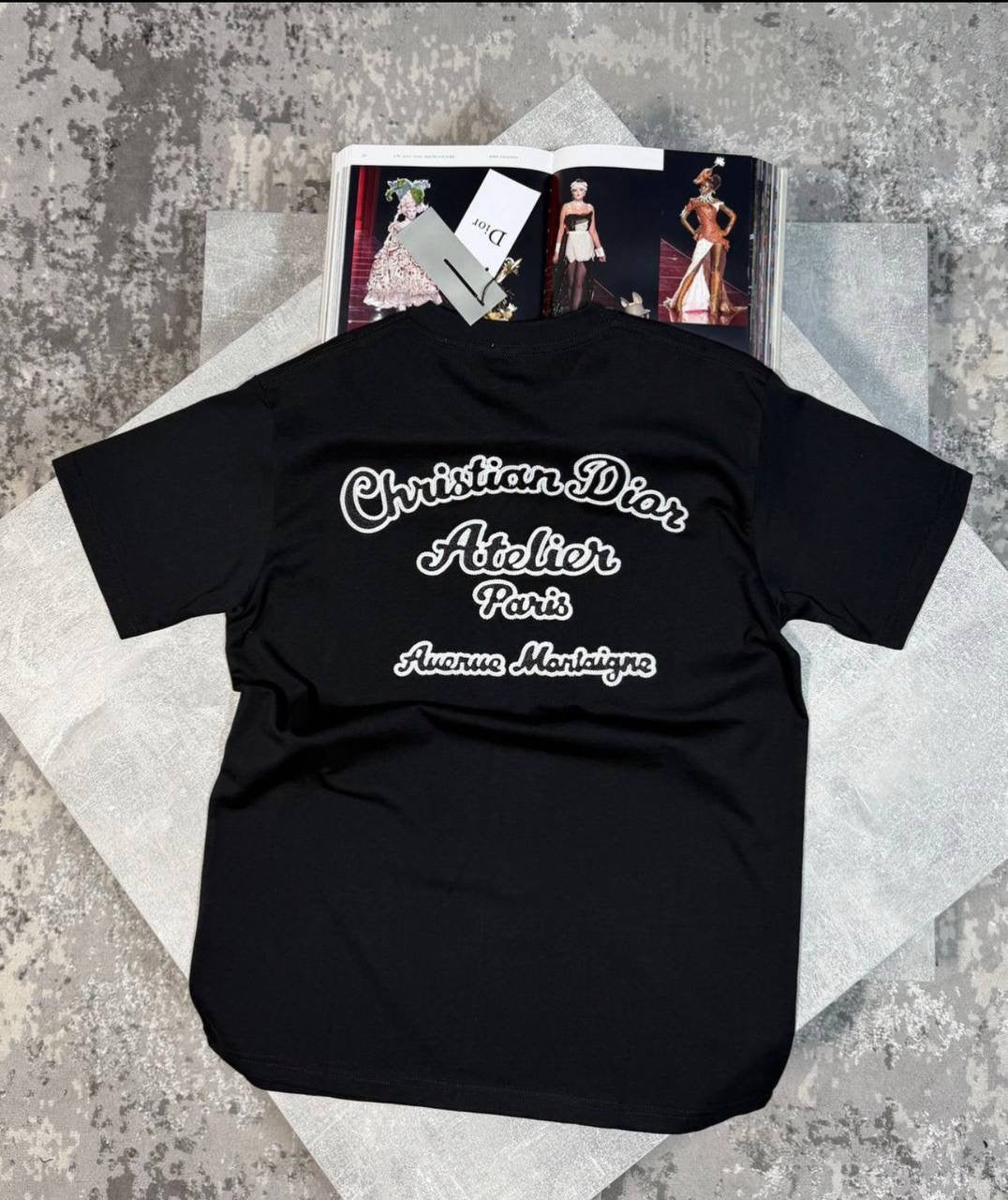 T SHIRT