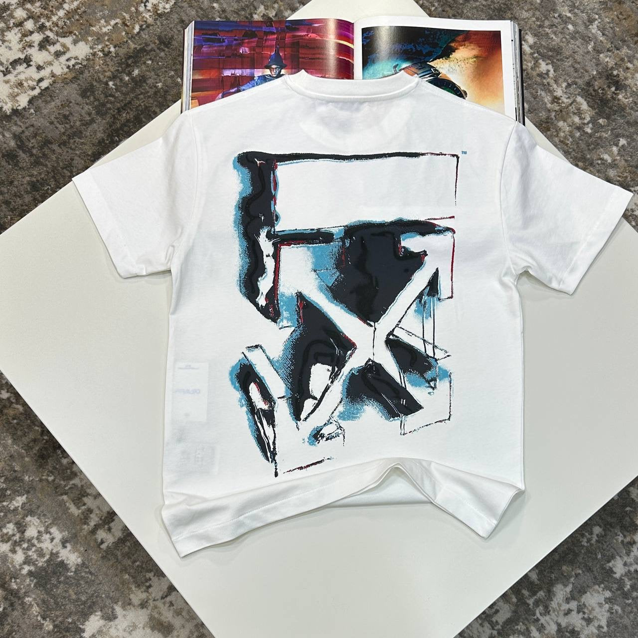 T SHIRT