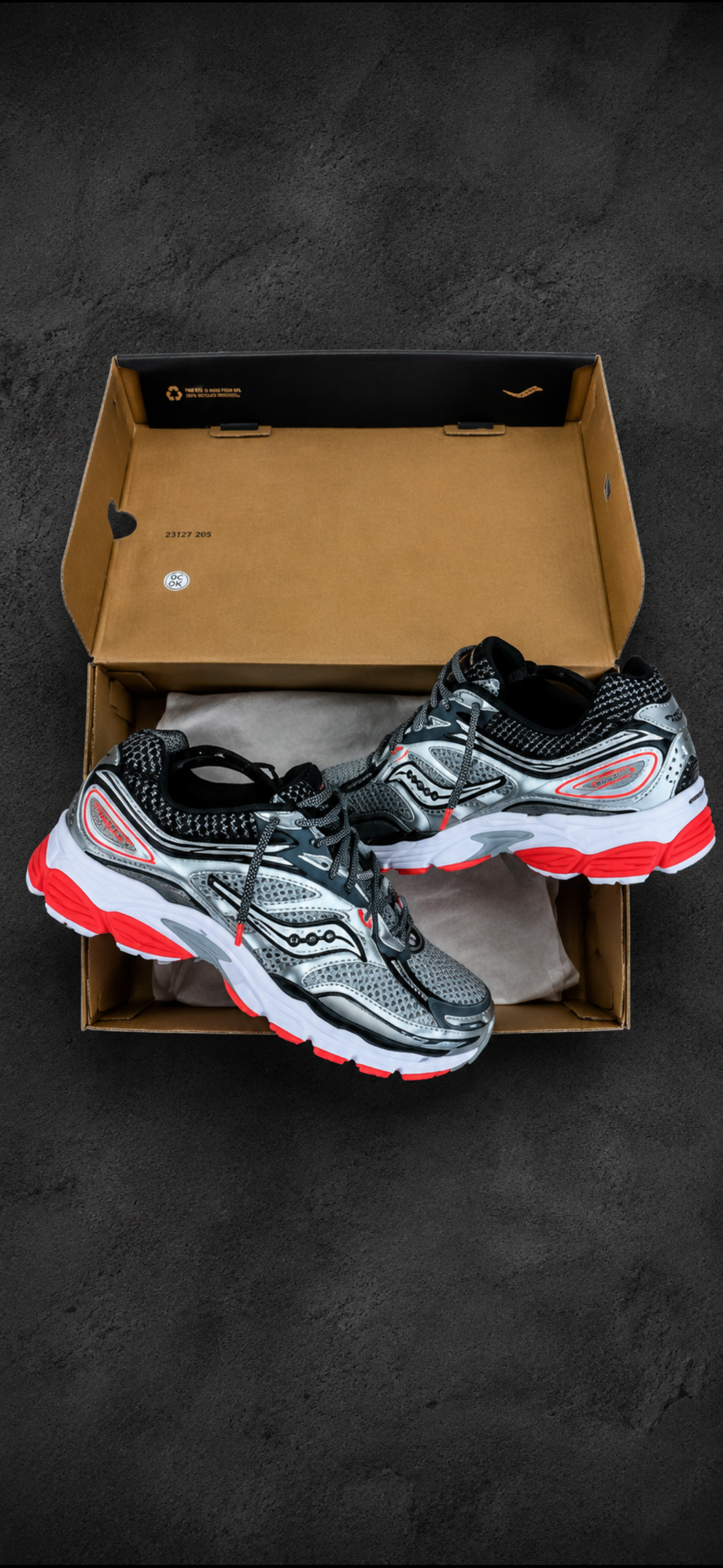 DESIGNER TRAINERS