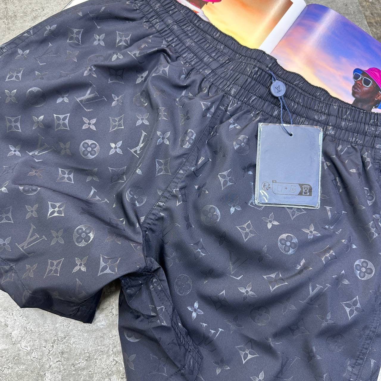 SHORTS