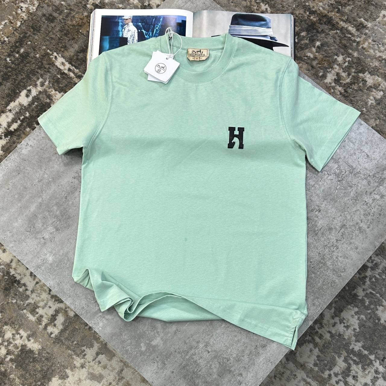 T SHIRT
