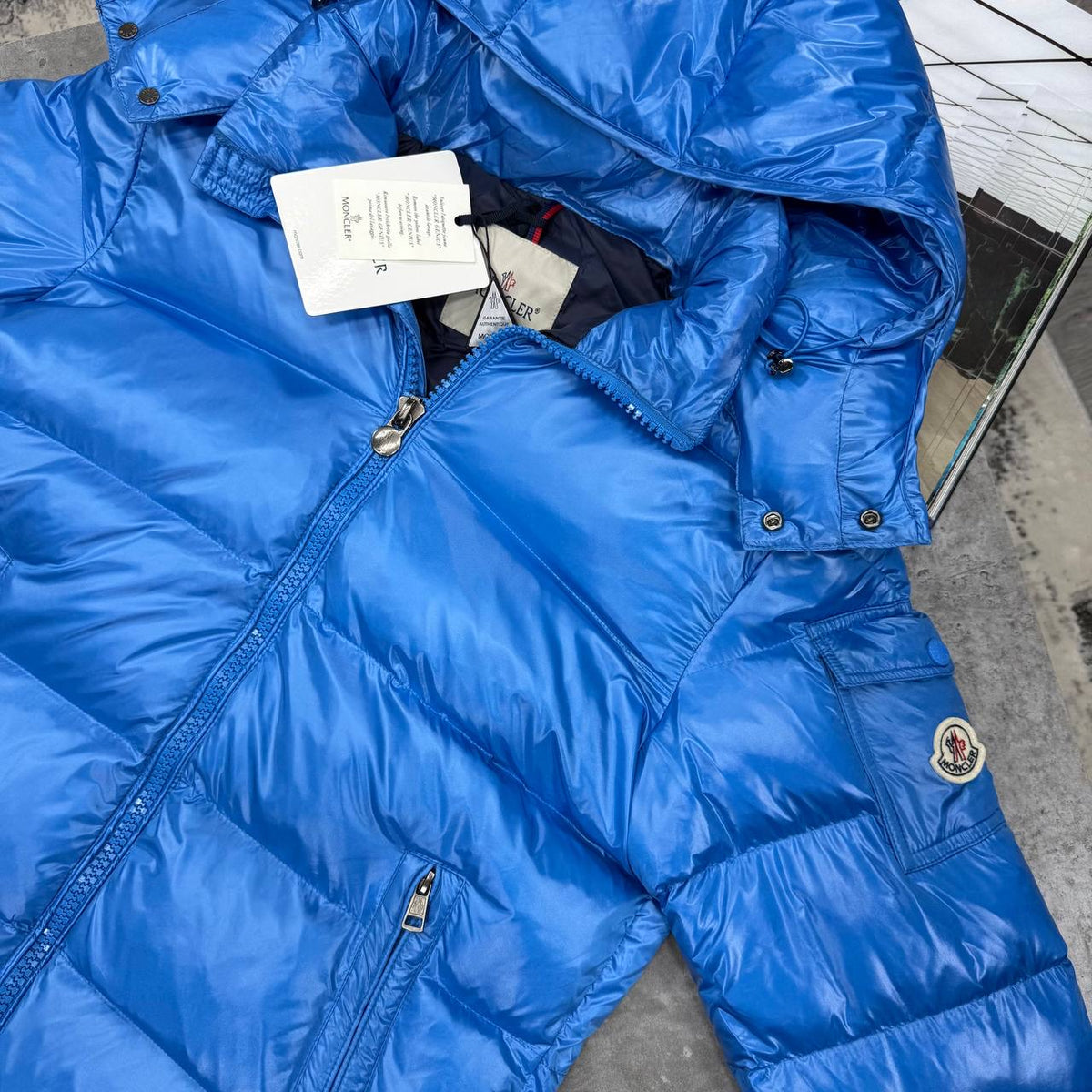 JACKET