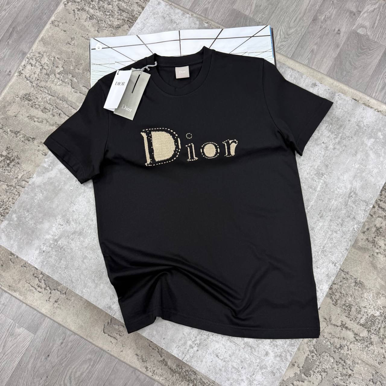 DIOR T SHIRT