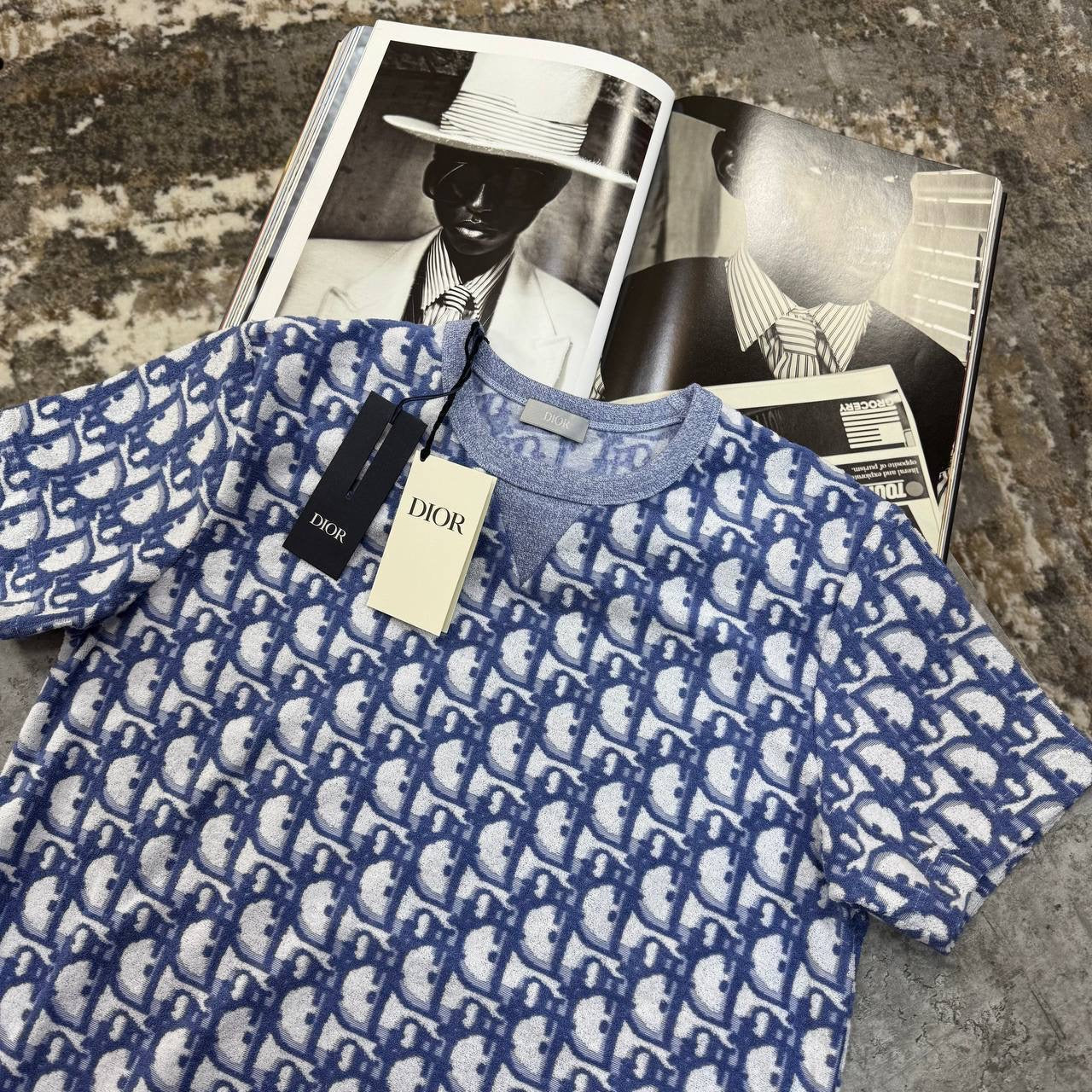 DESIGNER T SHIRT