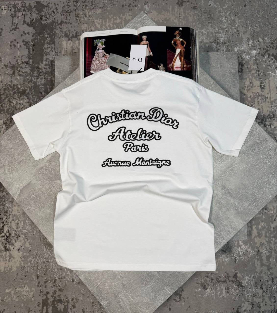 T SHIRT