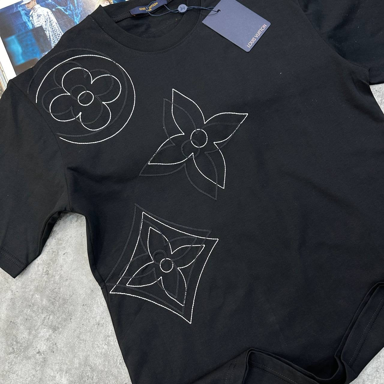 L-VEE T SHIRT