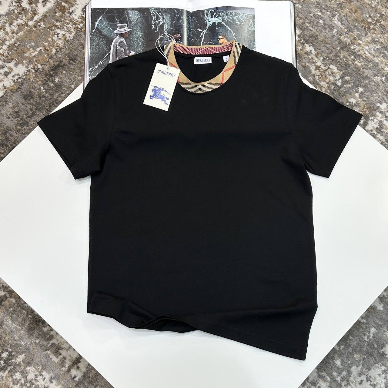 T SHIRT