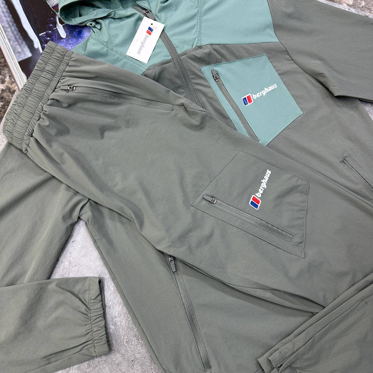 BRGHAUS SET