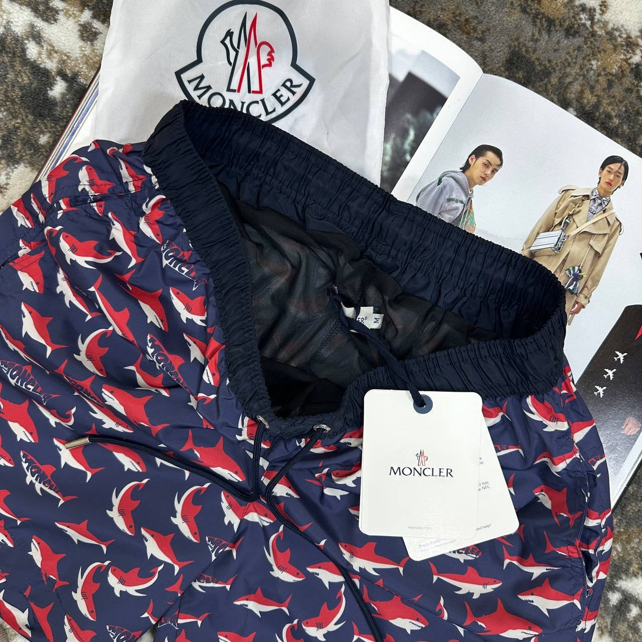 MNCLR SHARK SHORTS