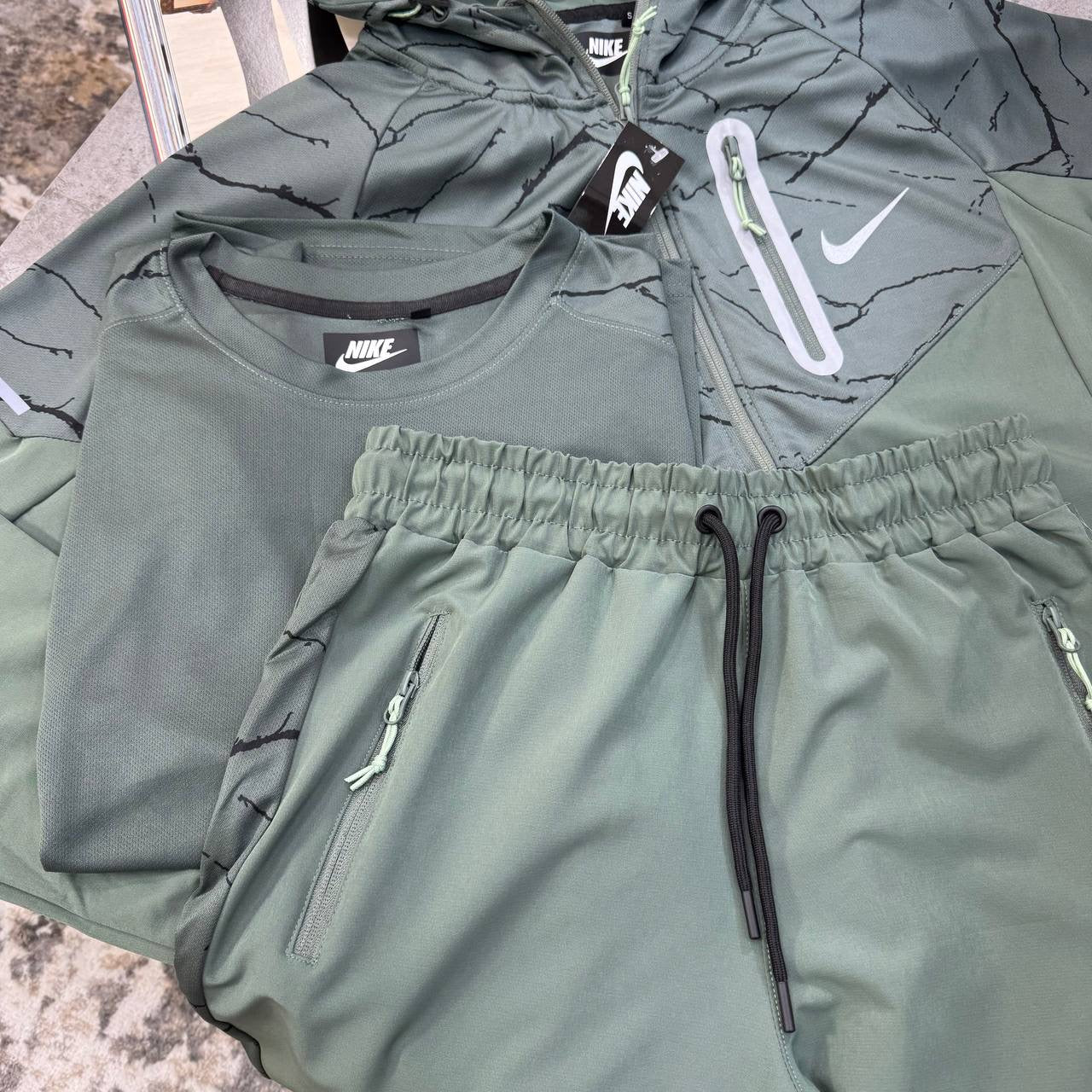 NKE 3 PIECE SET