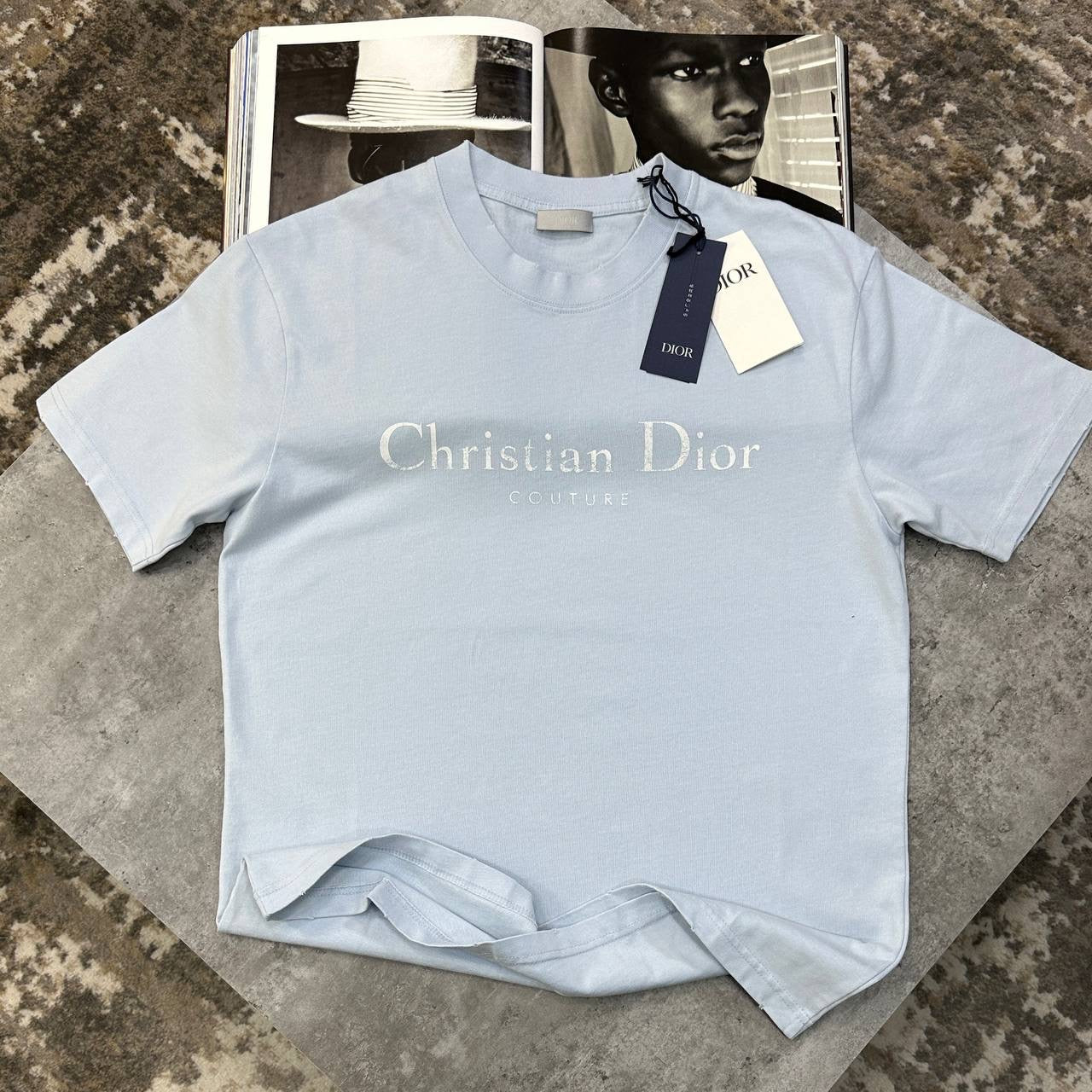 T SHIRT