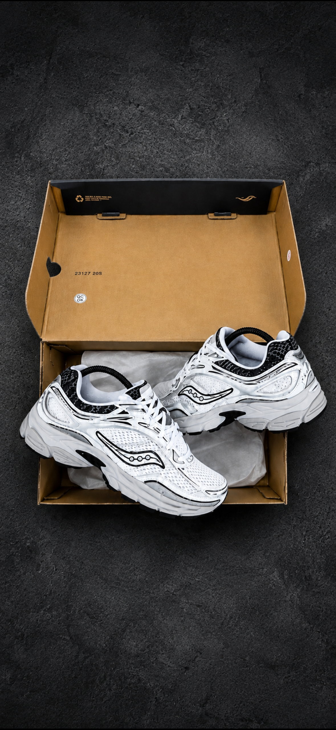 DESIGNER TRAINERS