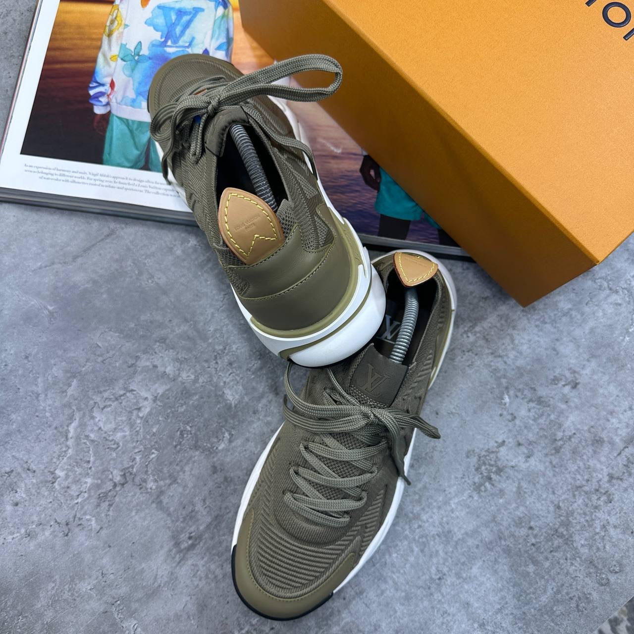 TRAINERS