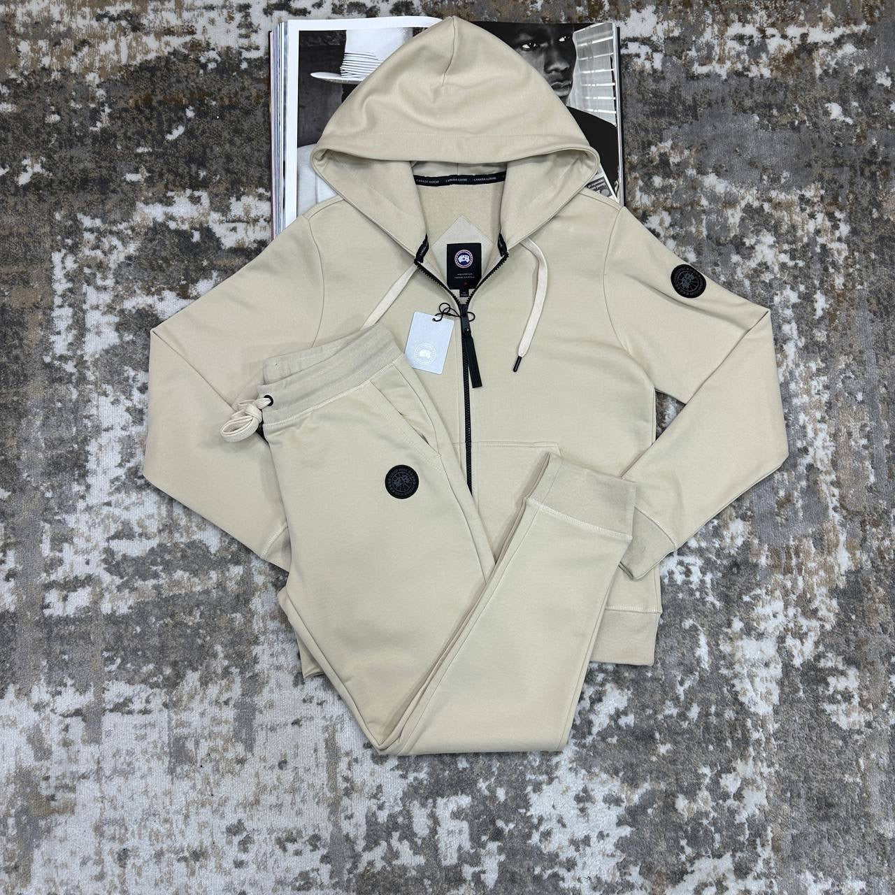 TRACKSUIT