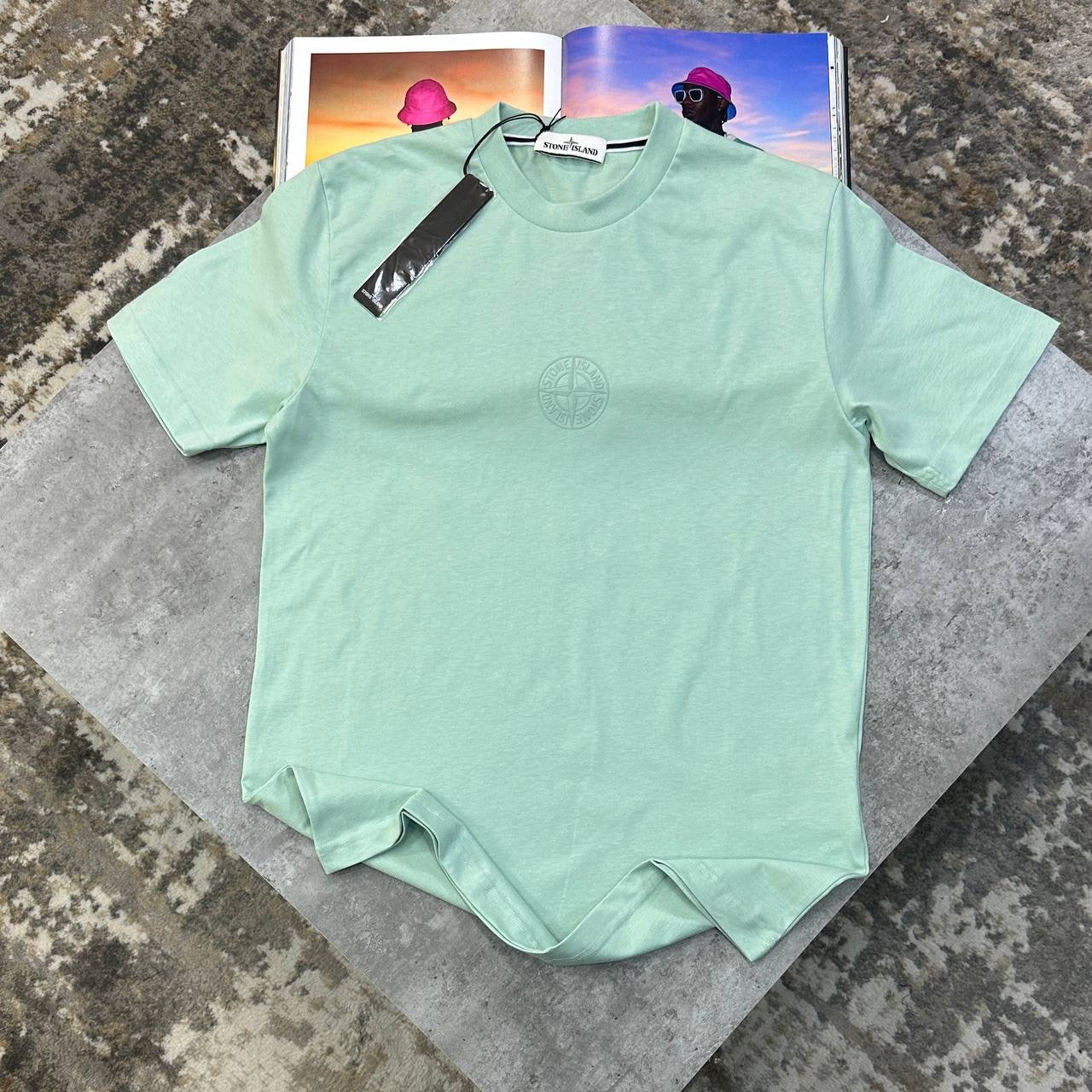 T SHIRT