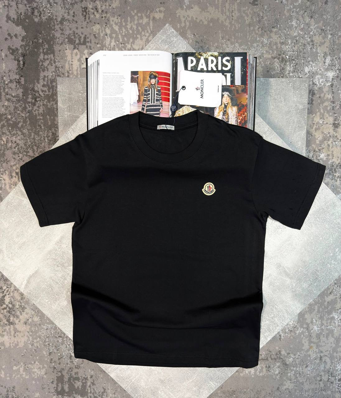 T SHIRT