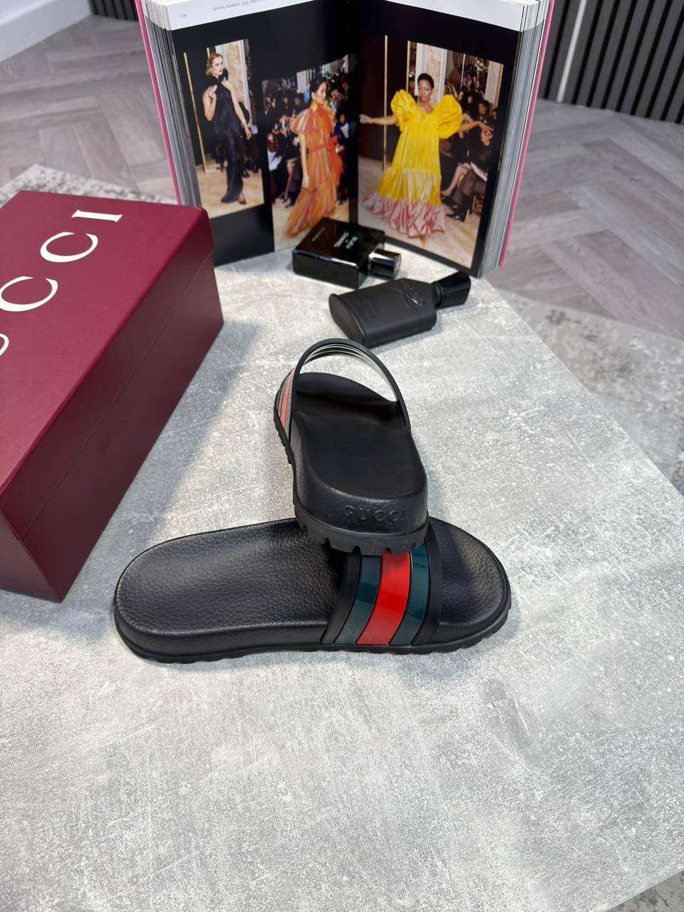 GUCCI SLIDES