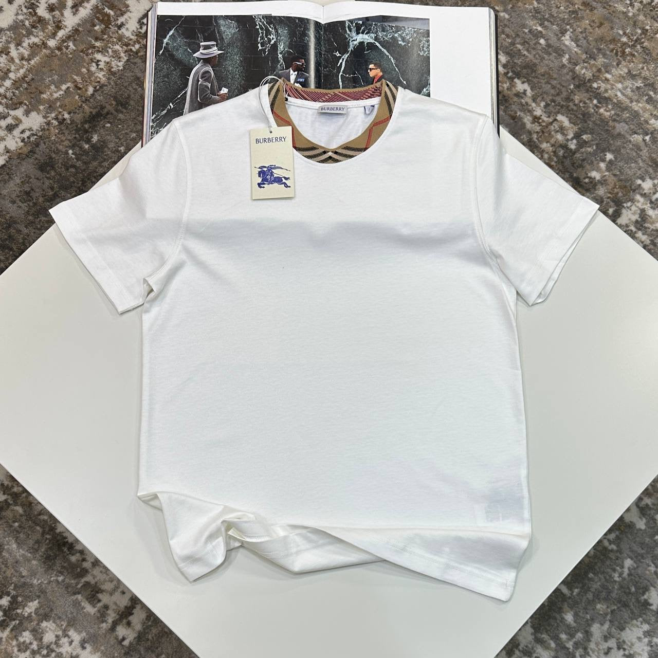 T SHIRT
