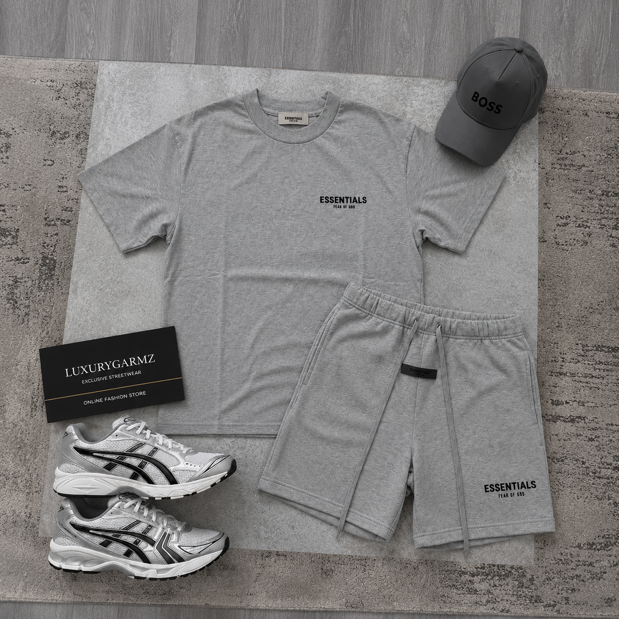 ESSENTIAL SET