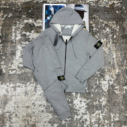 TRACKSUIT