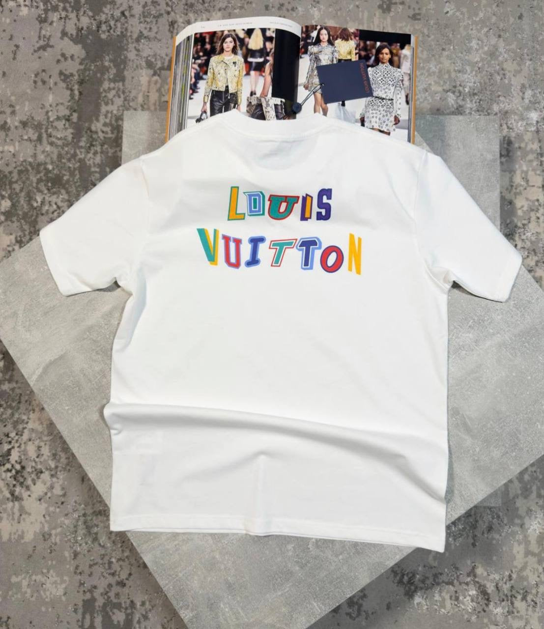 T SHIRT