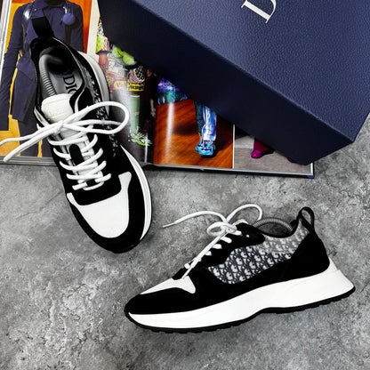 TRAINERS