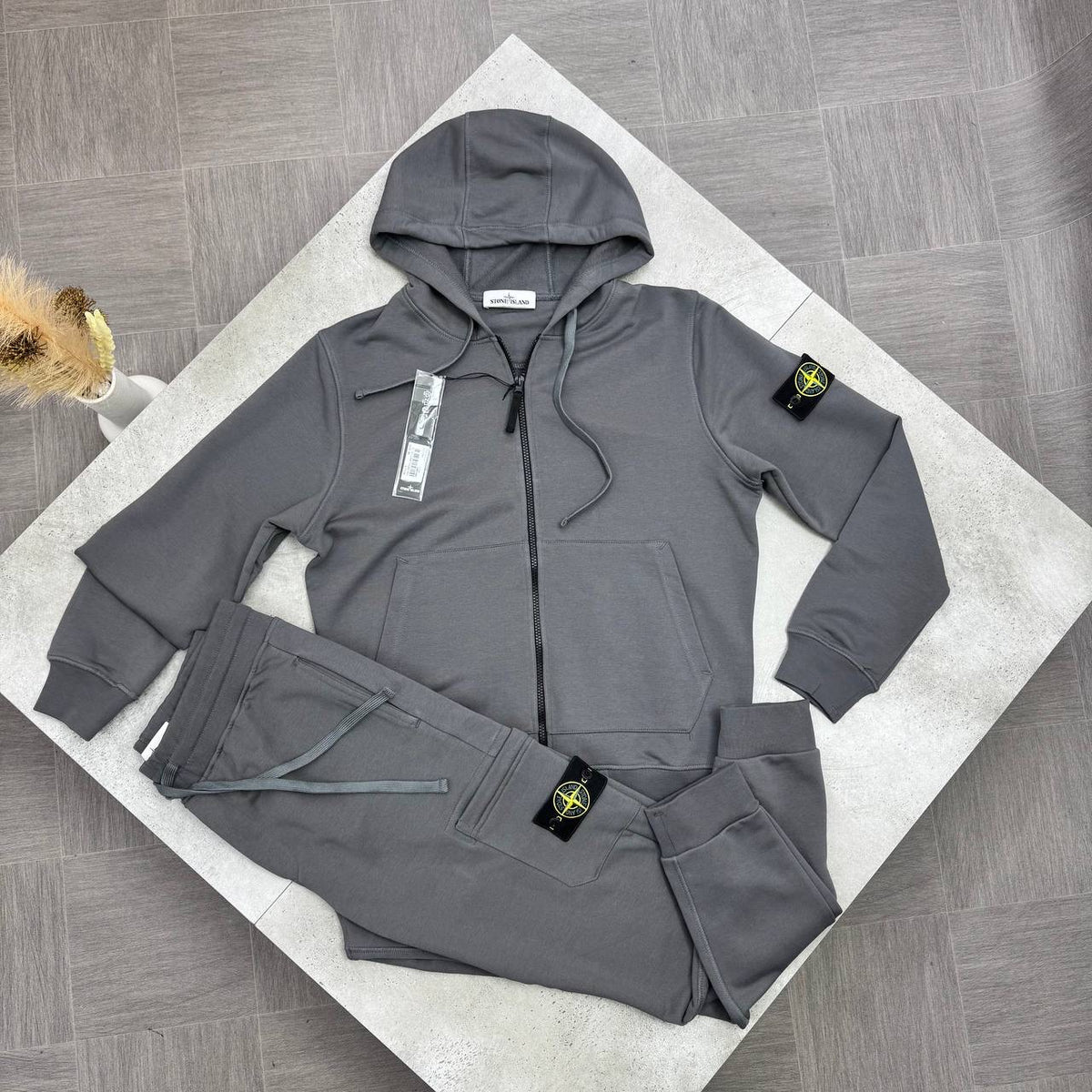 TRACKSUIT