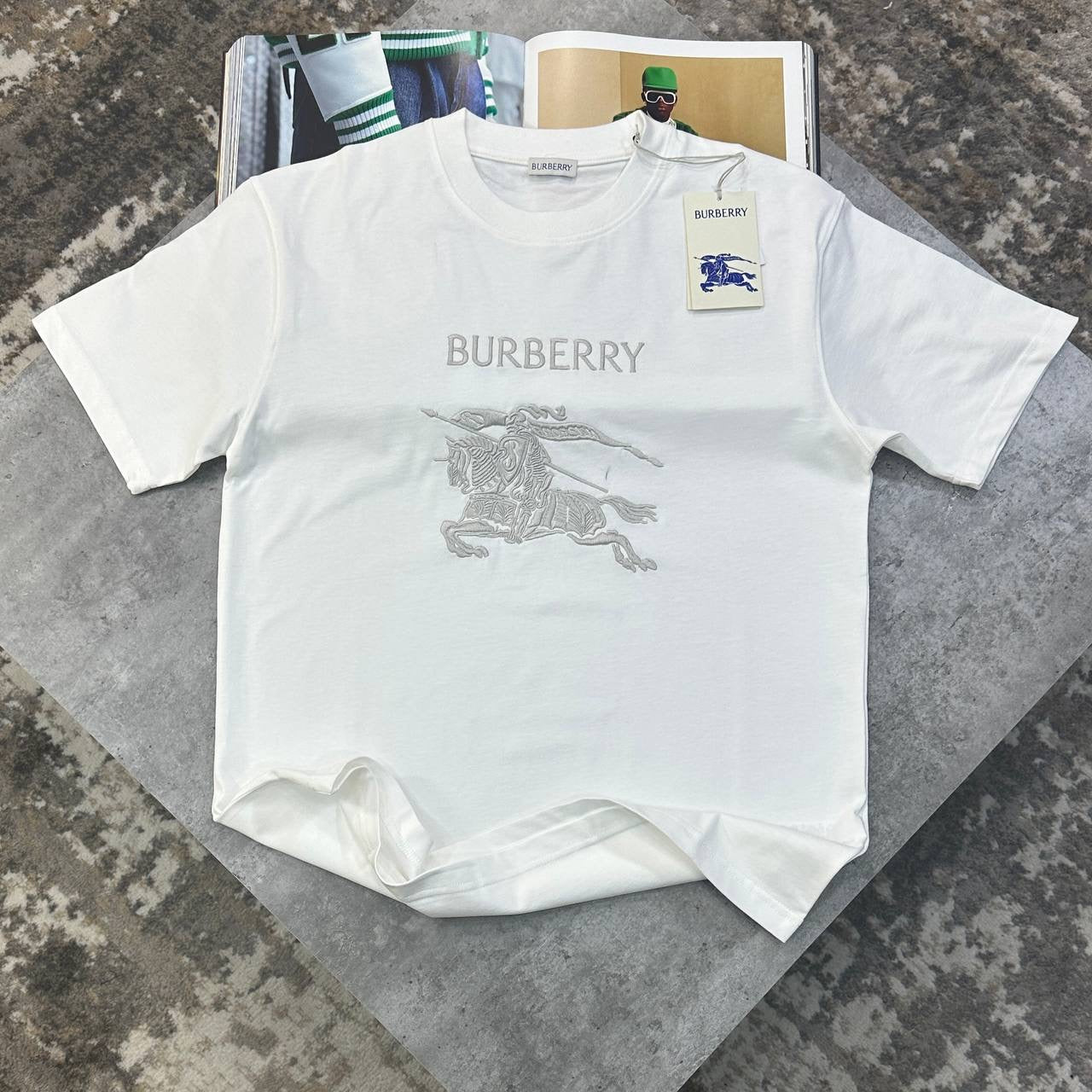 T SHIRT