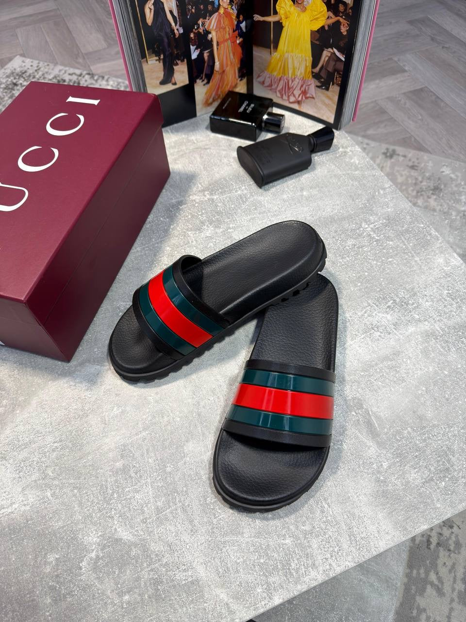 GUCCI SLIDES
