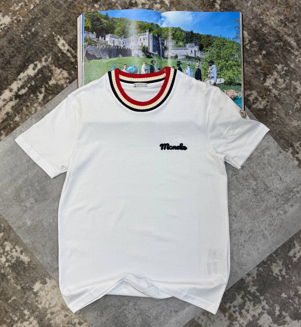 T SHIRT