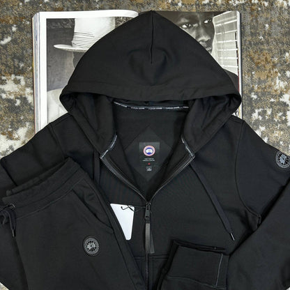 TRACKSUIT