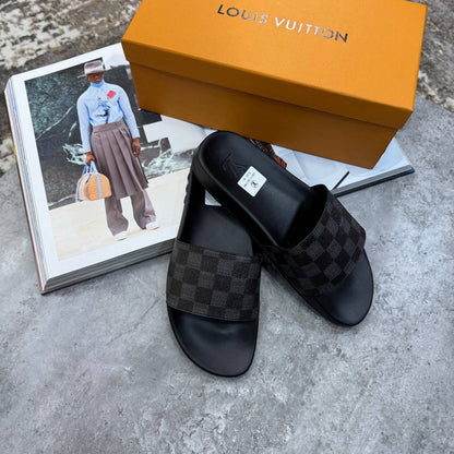 SLIDES