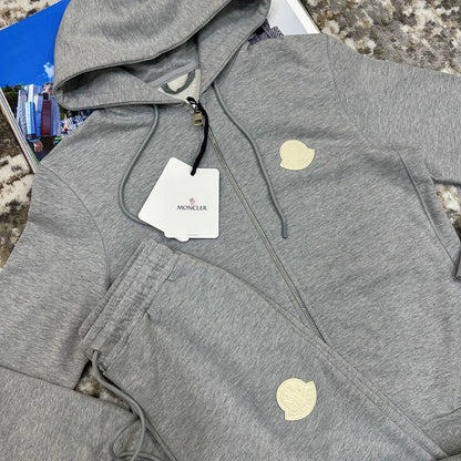 TRACKSUIT