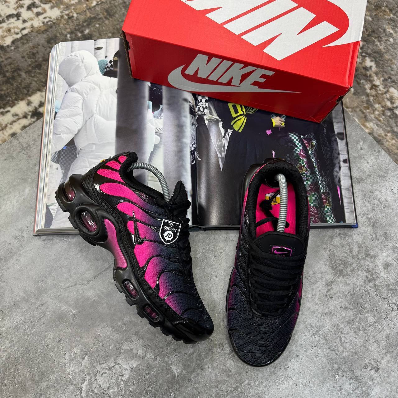 TRAINERS