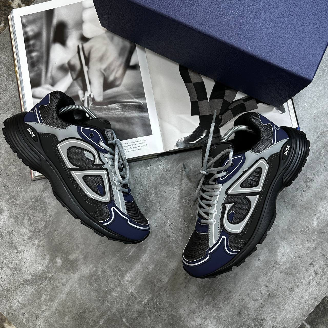 DESIGNER TRAINER