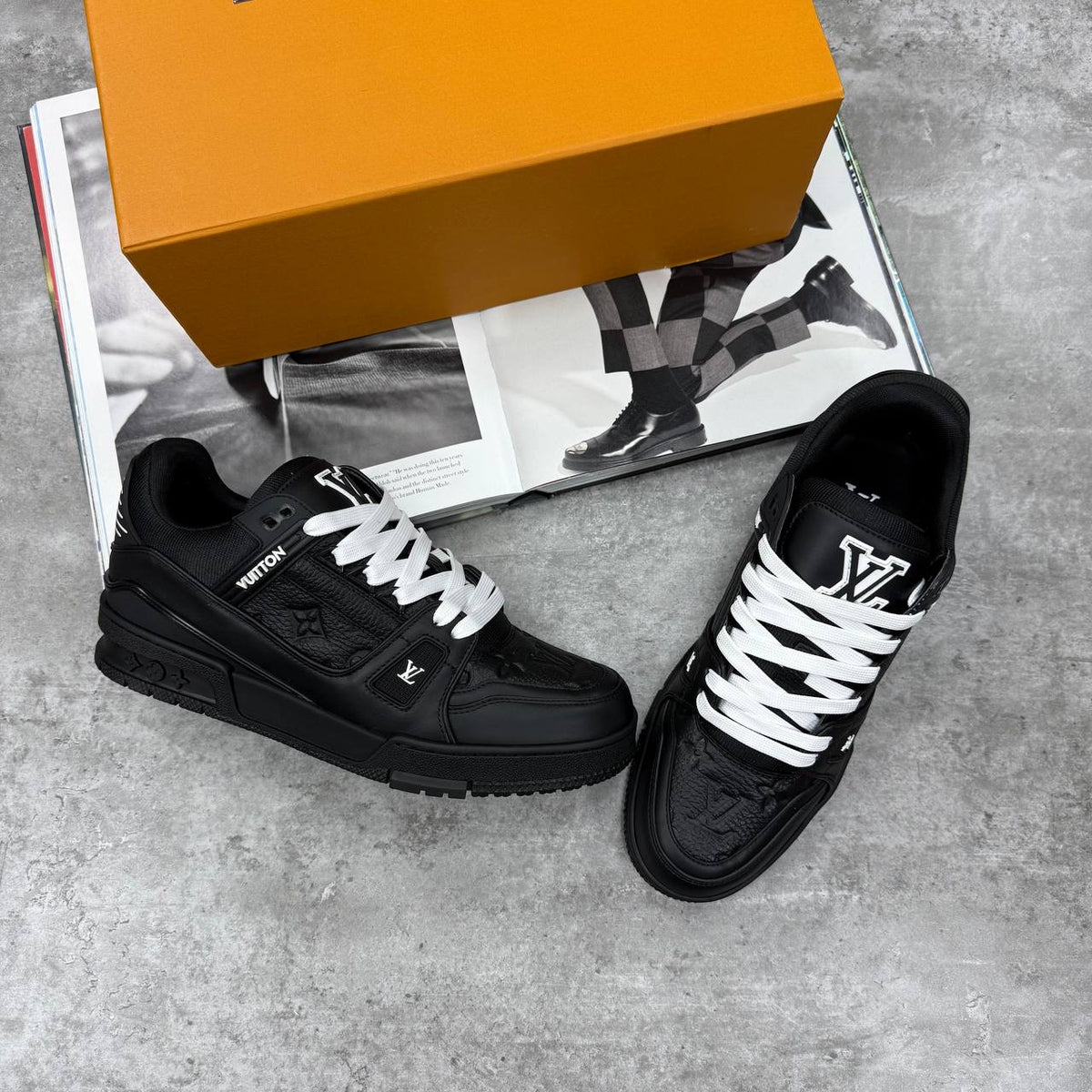 LVE - TRAINERS - BLACK