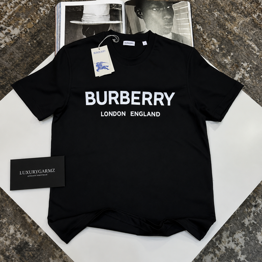 BRBRRY T SHIRT