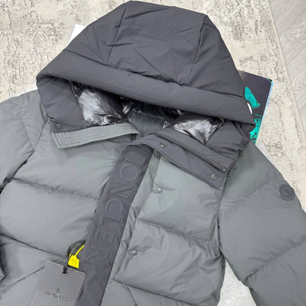 PUFFER JACKET
