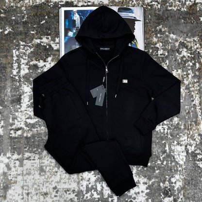 TRACKSUIT