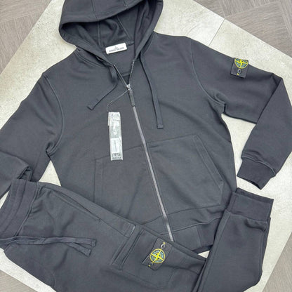 TRACKSUIT