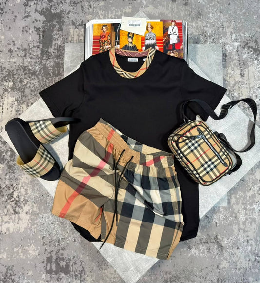 BRBRRY SET SHORTS & T SHIRT
