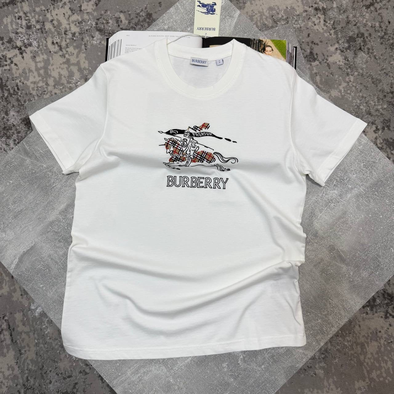 T SHIRT