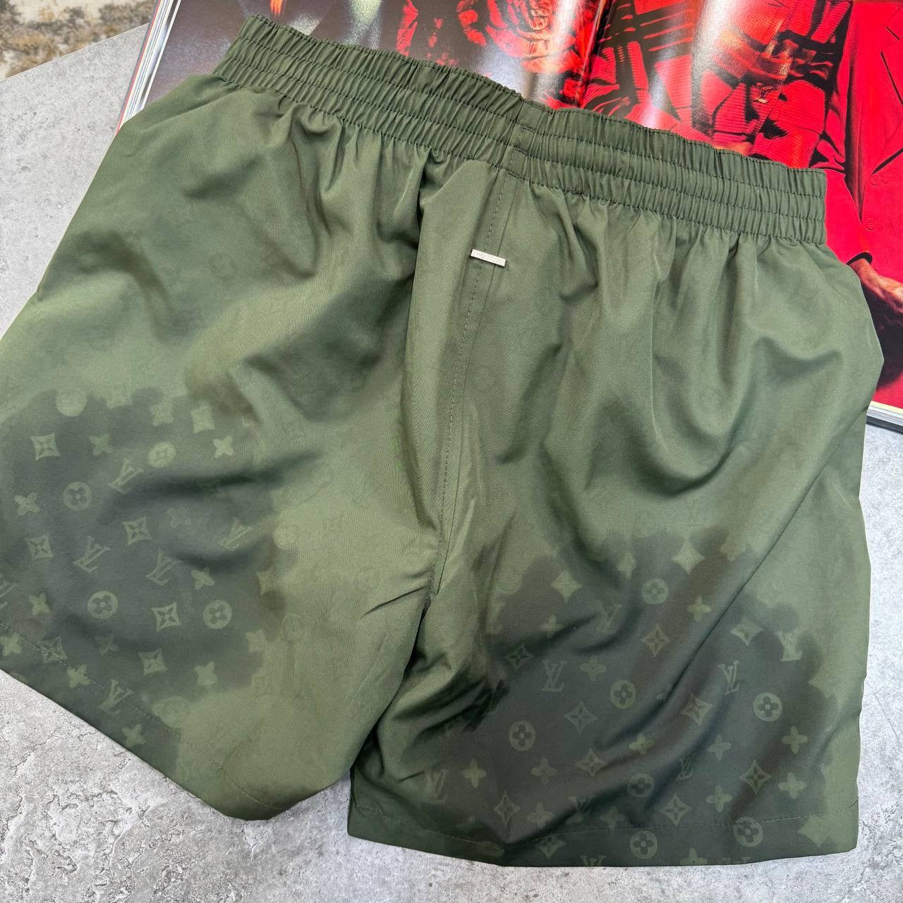 L-VEE SHORTS
