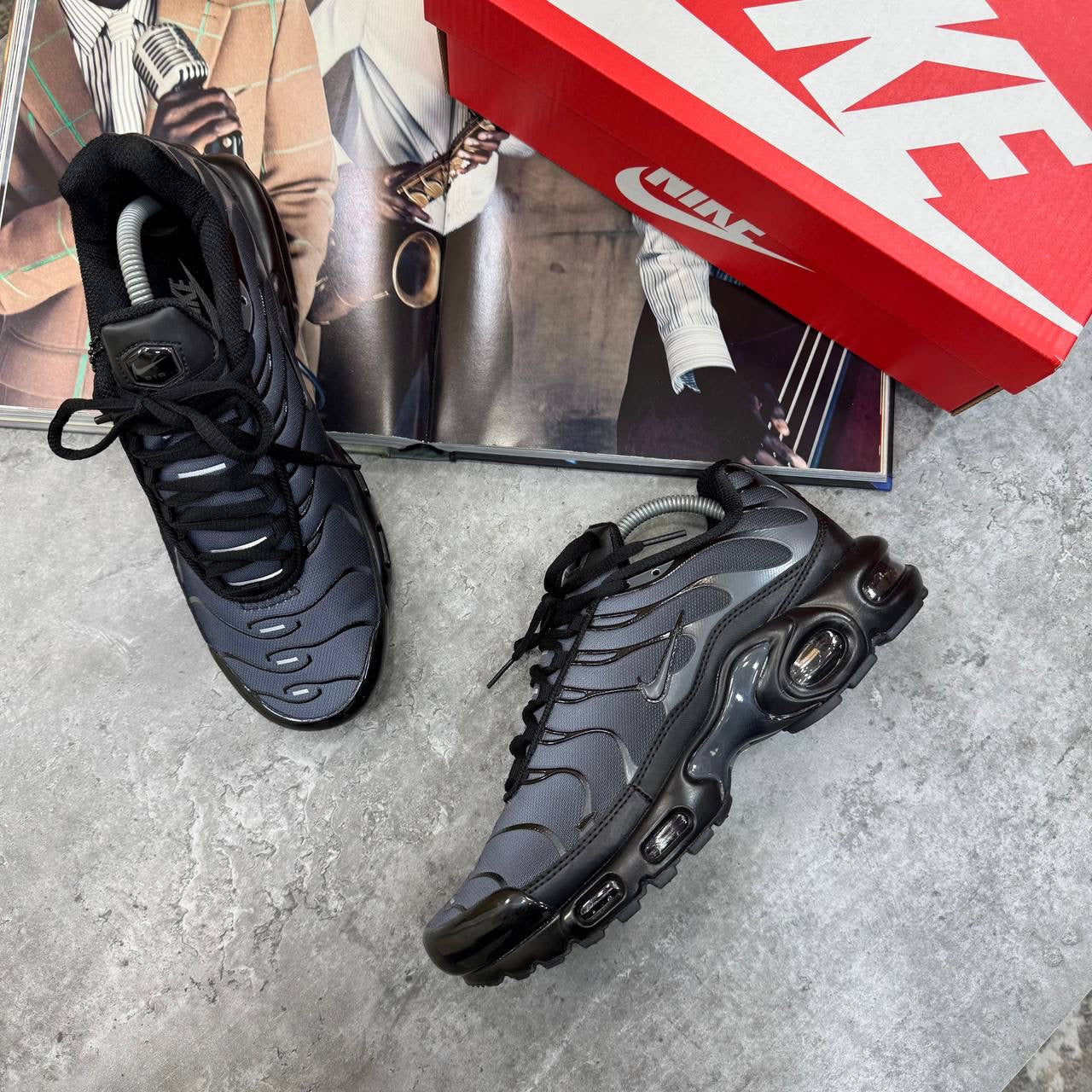 TRAINERS