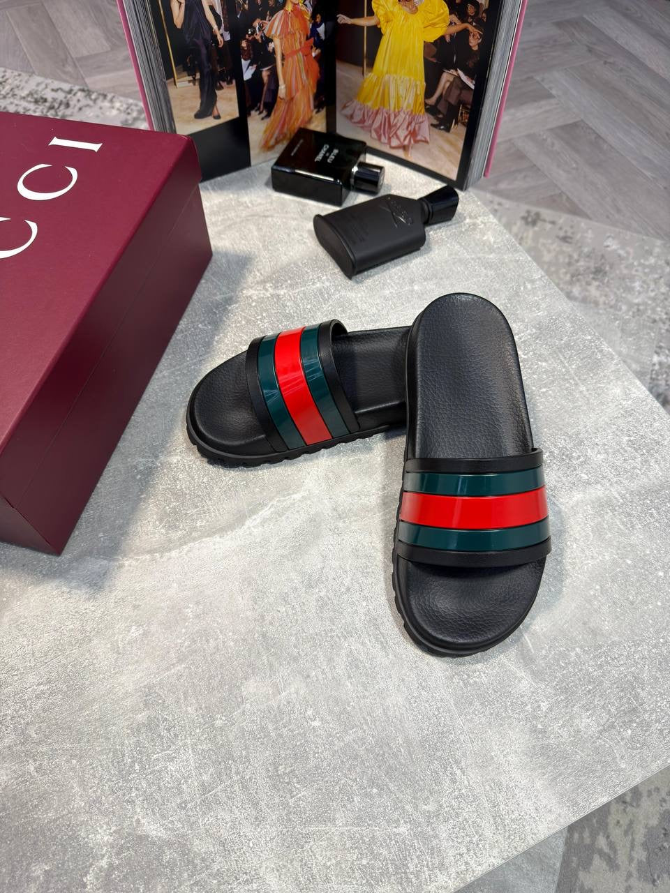 GUCCI SLIDES