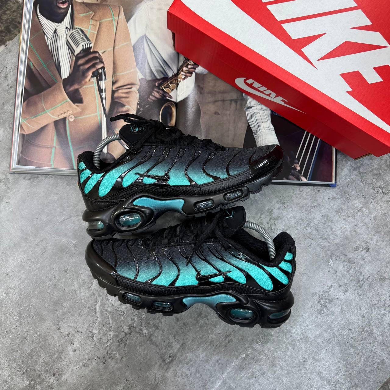 TRAINERS